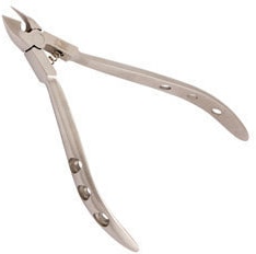 Mertz Кусачки маникюрные A671RF