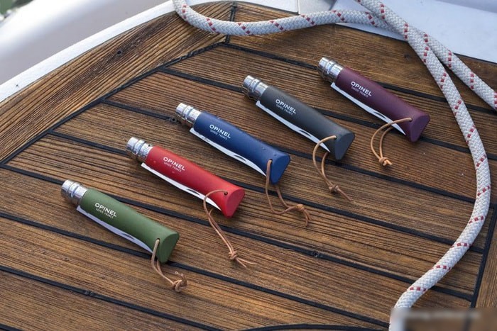 Складной нож Opinel N°8 Trekking темляк (бордовый)