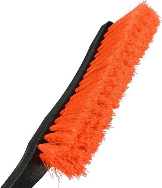 Щетка-скребок M5 м2087