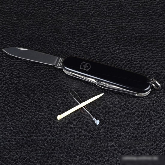 Мультитул Victorinox Spartan 1.3603.3B1 (блистер, черный)